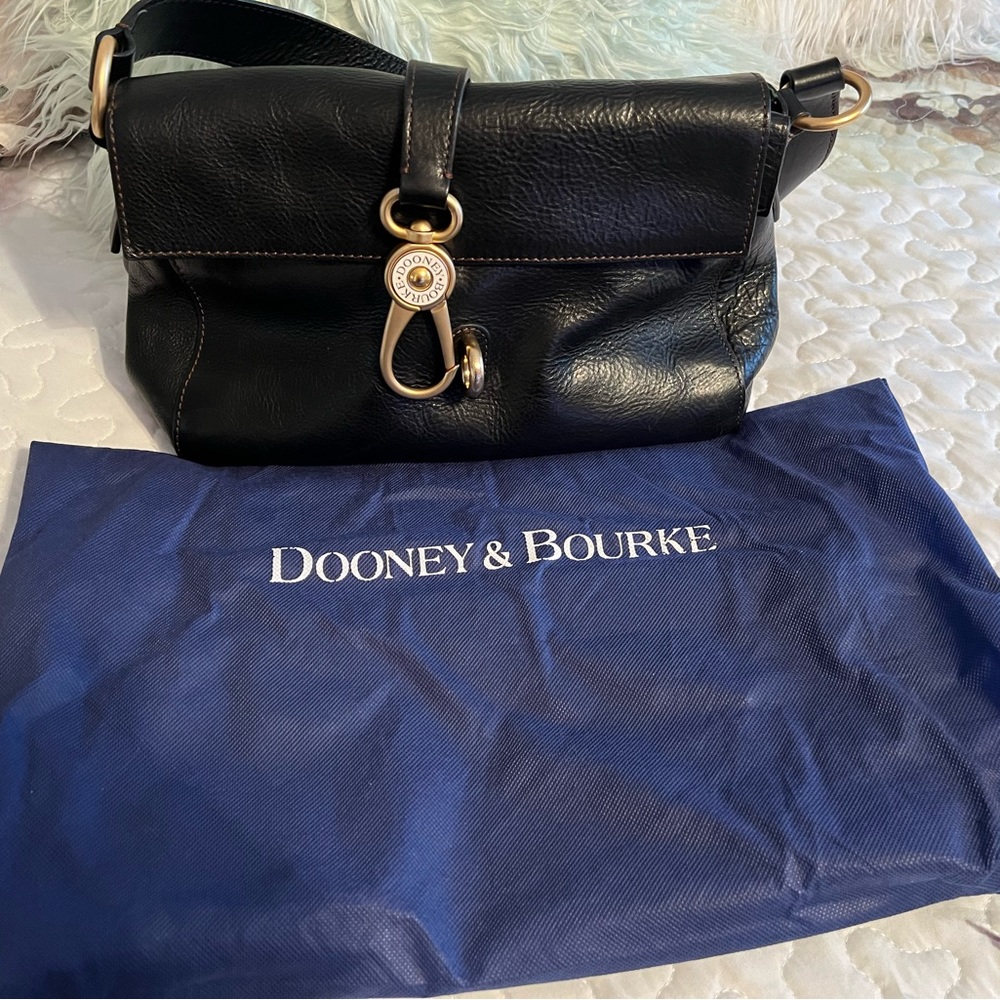 Dooney &Bourke Shoulder Bag